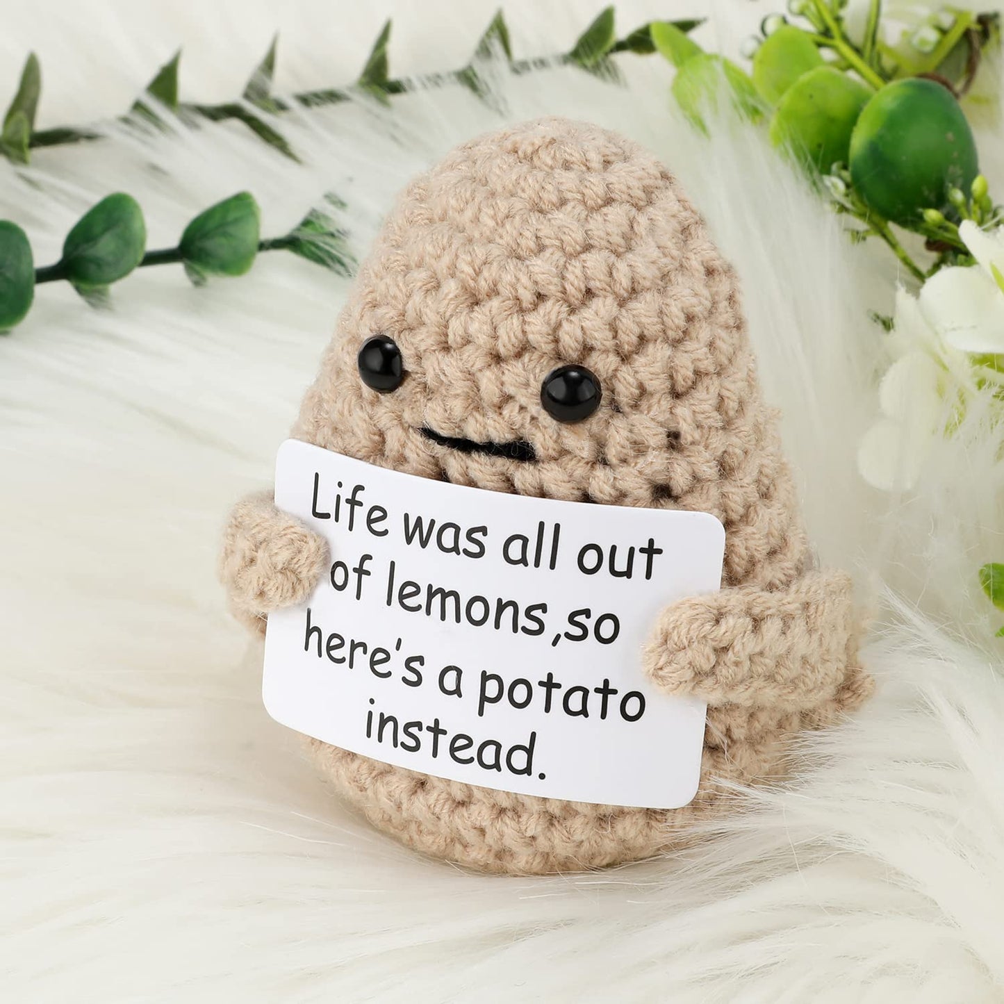 Mini Funny Knitted Wool Potato Toy with Positive Card - Creative Cute Crochet Doll Cheer Up Gift for Friends, Parties, Christmas Decoration and Encouragement